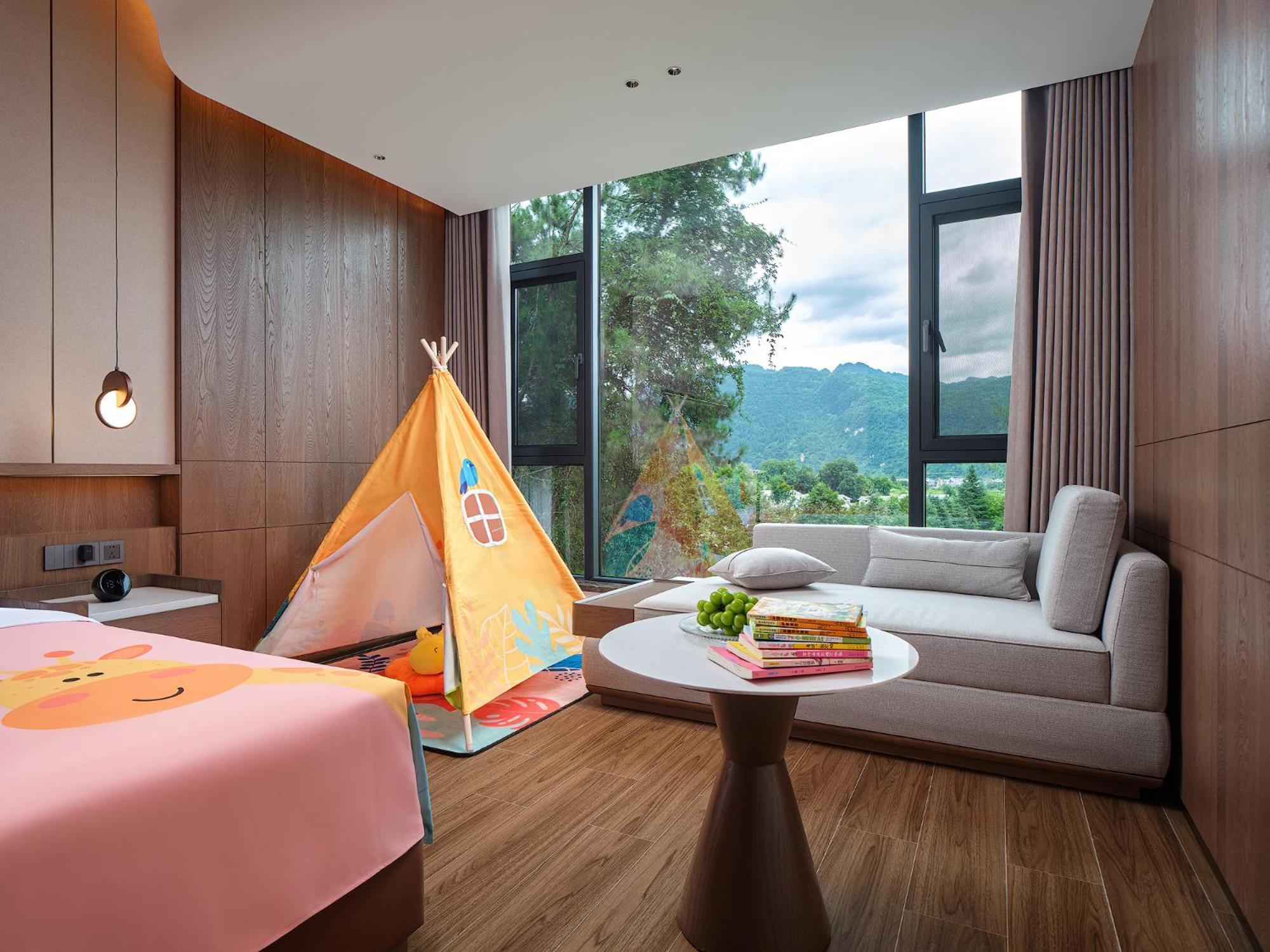 Zhangjiajie Utopia Hotel--Free One Way Pick Up Service Over 2 Nights Exterior foto