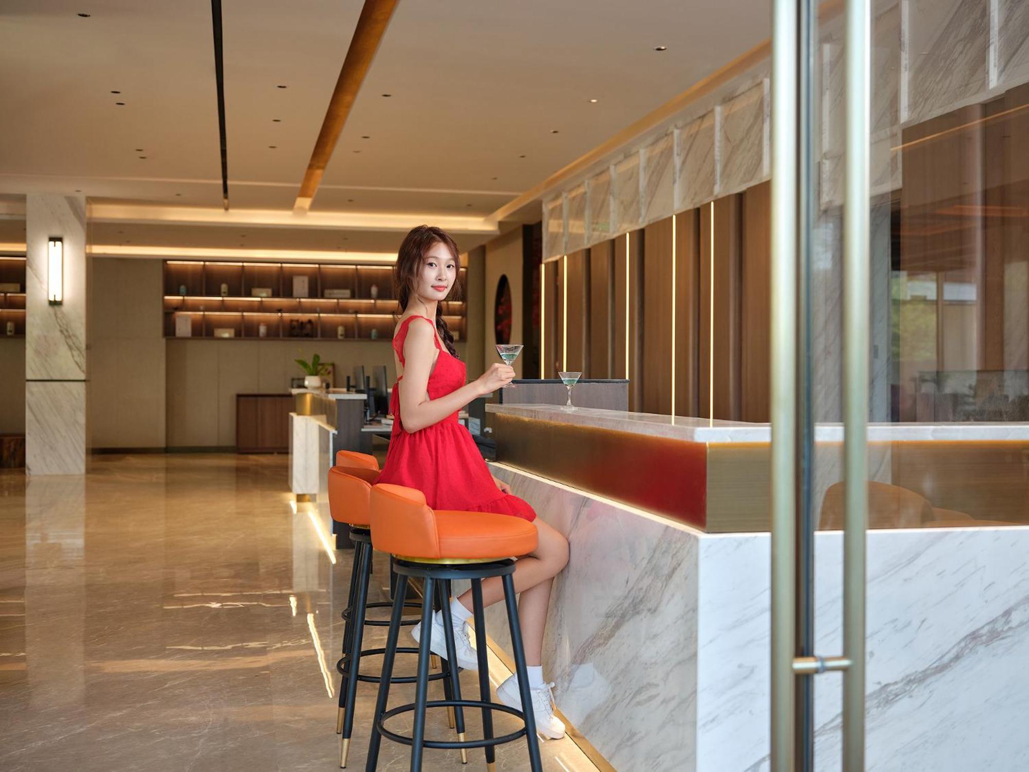 Zhangjiajie Utopia Hotel--Free One Way Pick Up Service Over 2 Nights Exterior foto
